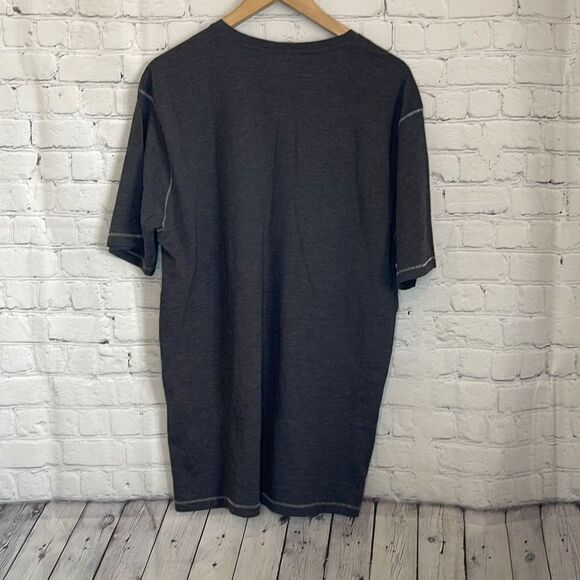 Michael Brandon Men’s Gray Vneck Short sleeve Tshirt Size large - Picture 4 of 4